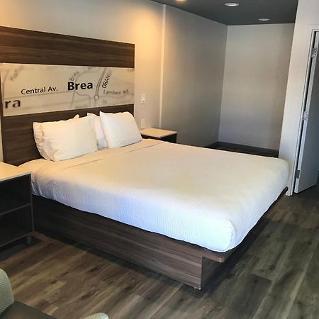 ไฮแลนด์ โมเทล เบรีย Motel เบรอา ภายนอก รูปภาพ