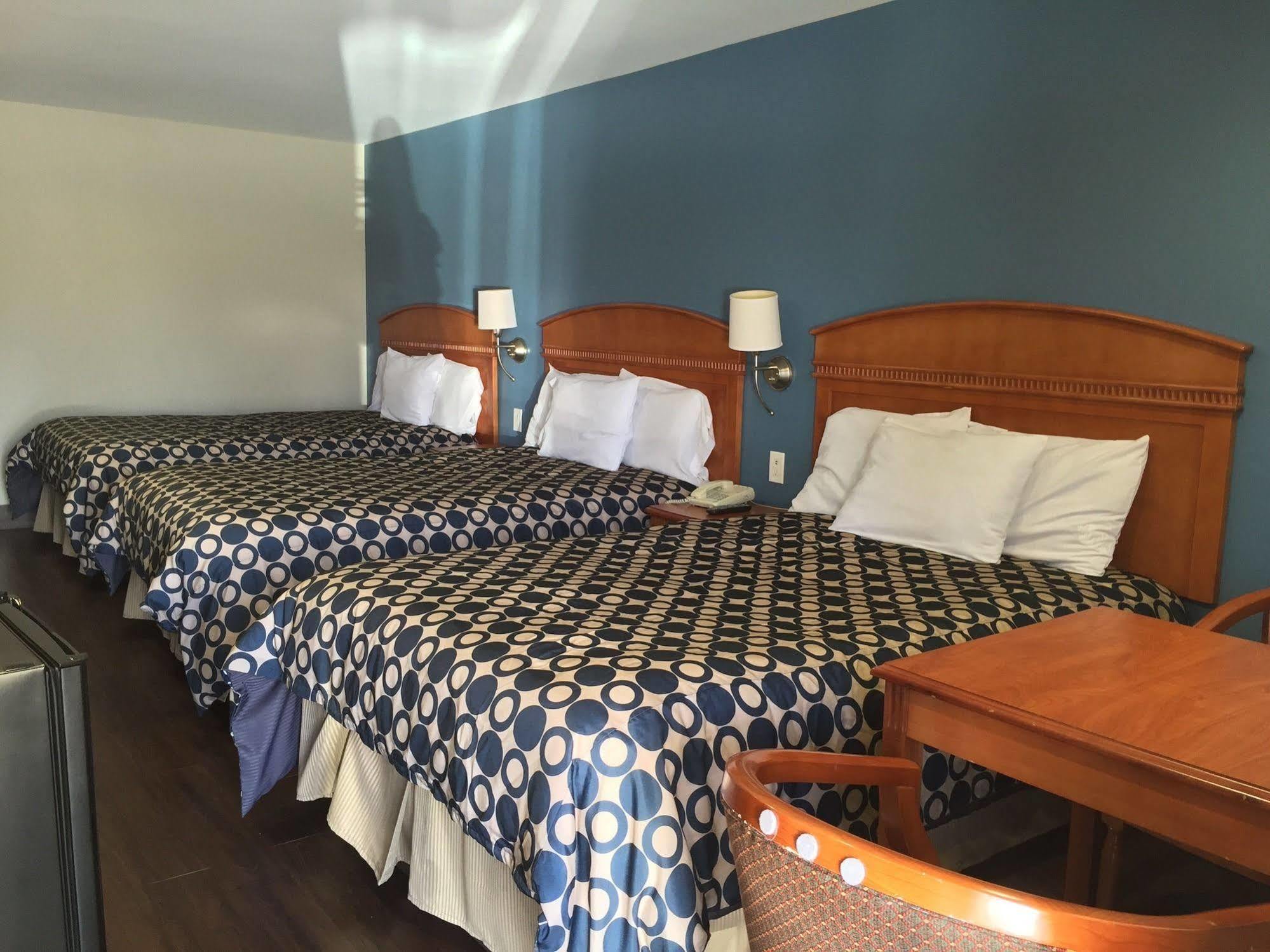 ไฮแลนด์ โมเทล เบรีย Motel เบรอา ภายนอก รูปภาพ